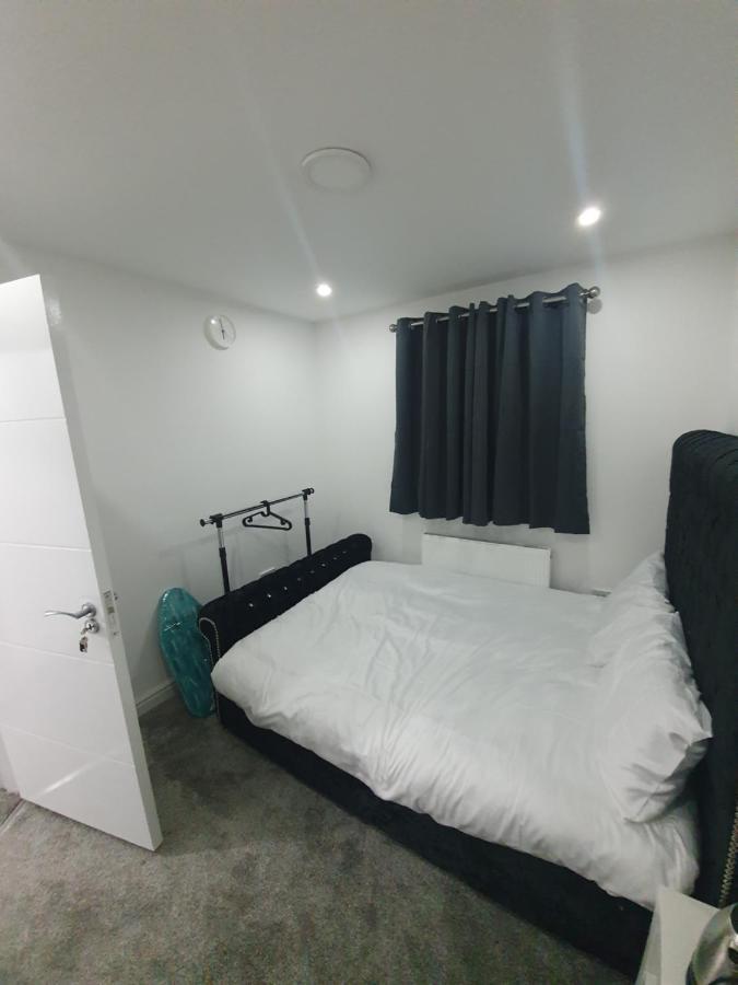 Beautiful Rooms Shaw St And Pine St Bury  Luaran gambar