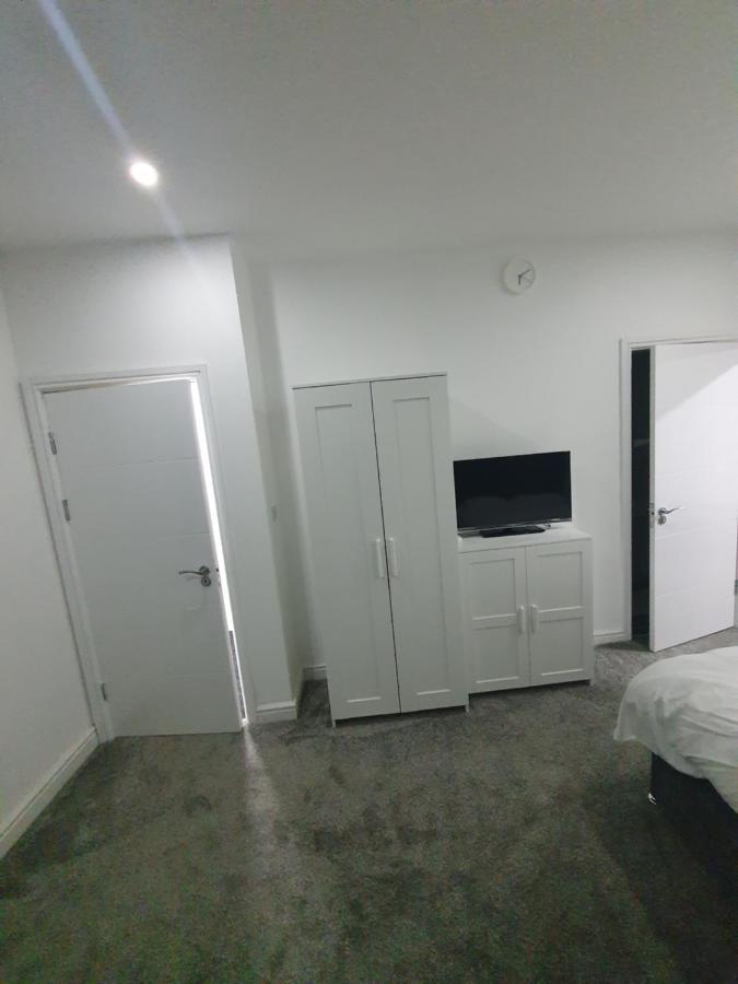 Beautiful Rooms Shaw St And Pine St Bury  Luaran gambar