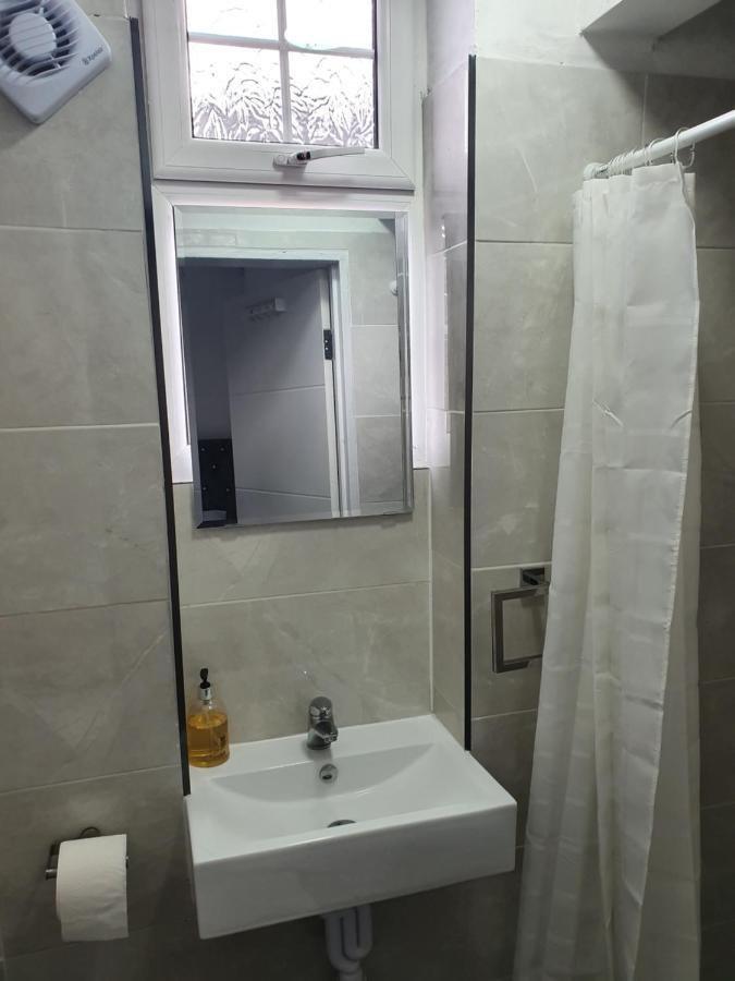 Beautiful Rooms Shaw St And Pine St Bury  Luaran gambar