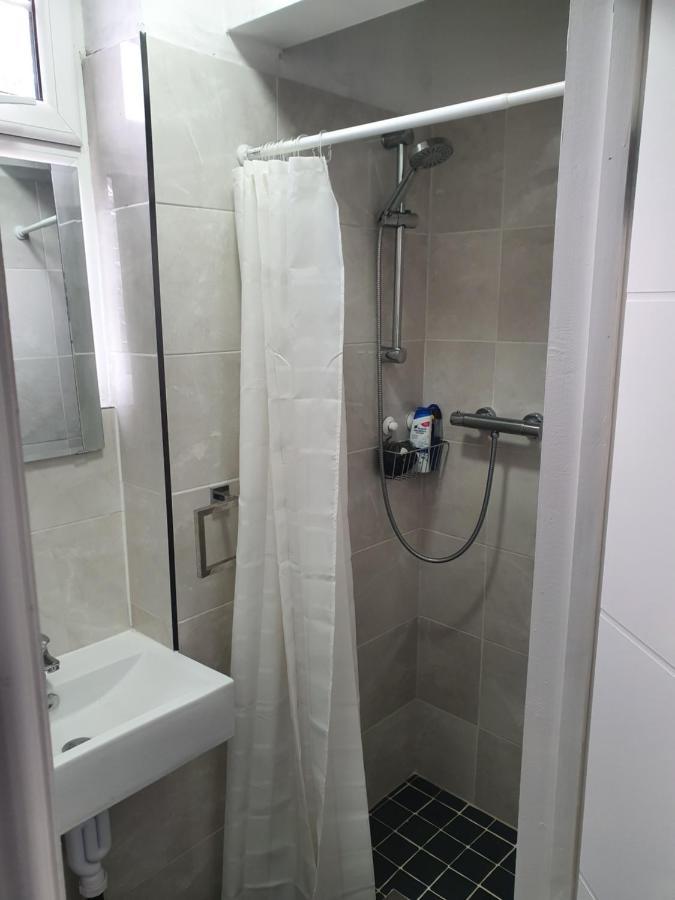 Beautiful Rooms Shaw St And Pine St Bury  Luaran gambar