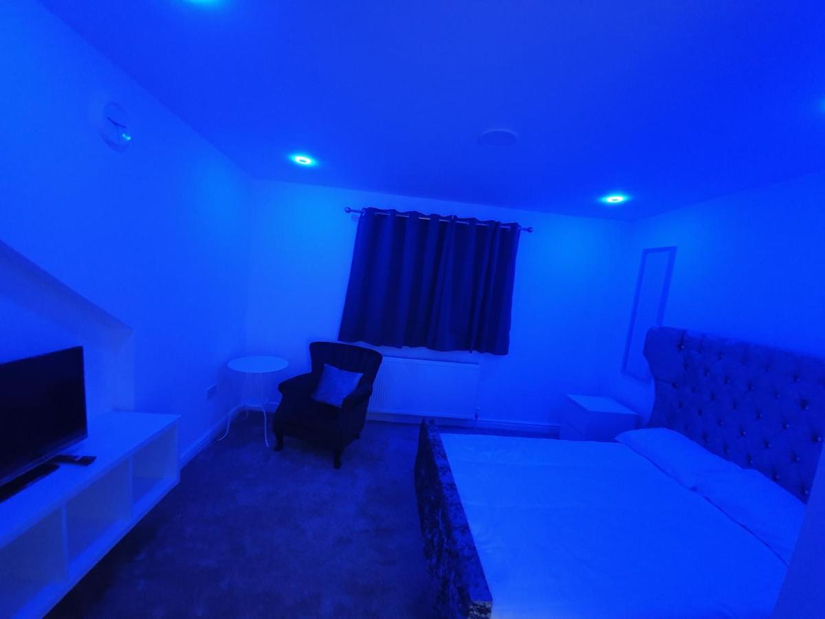 Beautiful Rooms Shaw St And Pine St Bury  Luaran gambar