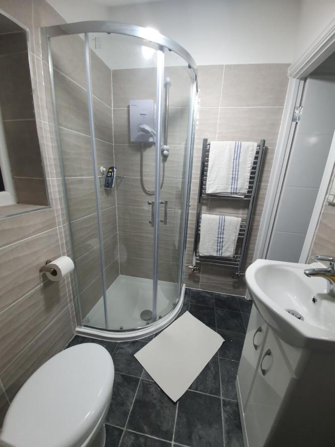 Beautiful Rooms Shaw St And Pine St Bury  Luaran gambar